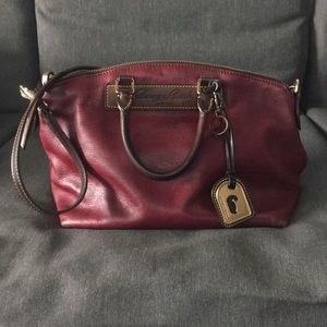 Dooney & Bourke Bag